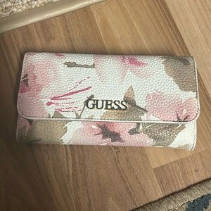 Guess Pink and White Floral Wallet in Excellent Condition